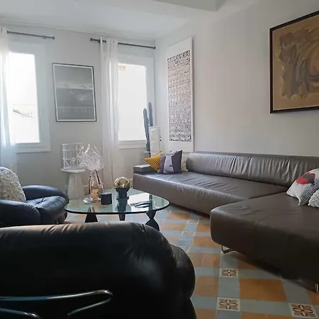 Apartment T3 Centre Historique, 90m2, Clim, Terrasse, 4 Pers *