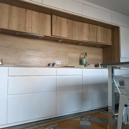 T3 Centre Historique, 90m2, Clim, Terrasse, 4 Pers Apartment