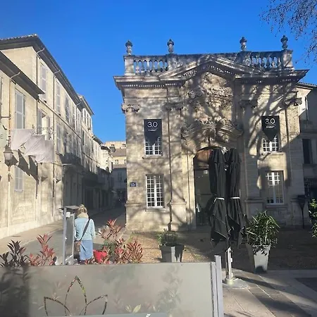 T3 Centre Historique, 90m2, Clim, Terrasse, 4 Pers Avignon